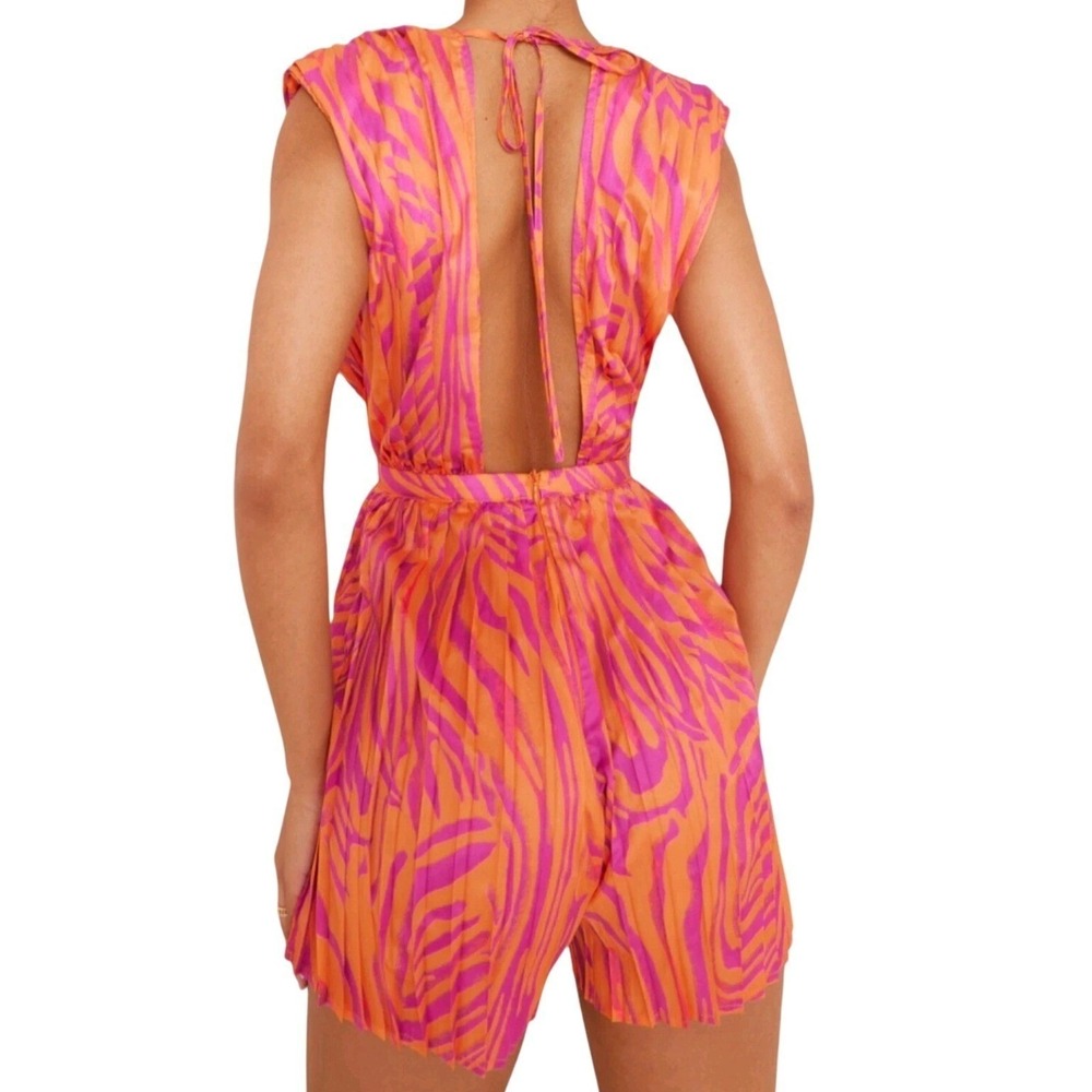 PrettyLittleThing Pink Orange Zebra Pleated Plunge Playsuit Romper UK 8 US 4 - Picture 4 of 6